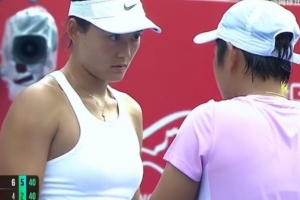 蒋欣玗/王雅繁完胜对手，夺得WTA250中国香港站双打冠军