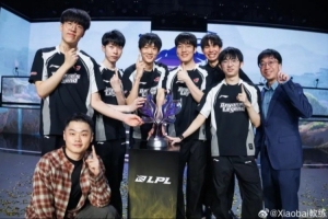 王多多转AL副教Xiaobai动态：坚持梦想！继续加油 期待明年收获。