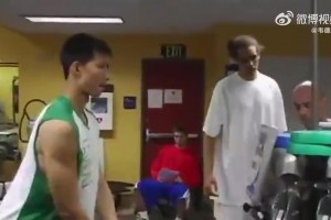 07年夏天易建联为雄鹿试训的视频！杨瀚森若有这手投篮就完美了