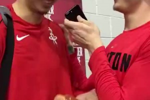 那年周琦和哈滕还是队友呢，如今哈滕已是冠军中锋了！