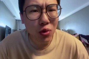 解说员孔祥宇：绿军霍勒迪换A-西蒙斯+2次轮？开拓者图啥啊？