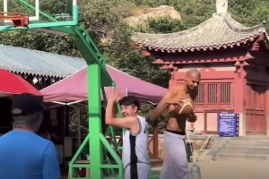 佛+光头+法国人！文班亚马一人集成马刺GDP全部要素