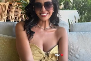 嫂子还是那么美啊！科比遗孀瓦妮莎带着女孩们一起来墨西哥度假~