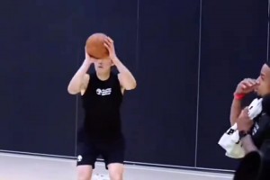 功夫不负有心人！杨瀚森训练曾经连续命中18记三分