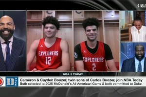 不用验DNA了，布泽尔这俩儿子一看就是亲生的