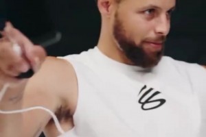 女儿奴！内马尔的带娃日常：女儿说内马尔头上有虱子！