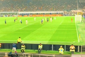 穿云箭！实拍：恰球王远射洞穿球门，状态神勇的德赫亚也鞭长莫及