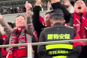 蓉城球迷怒喷：和谁有仇你们输谁要不要脸？蹇韬：输球又怎么样！